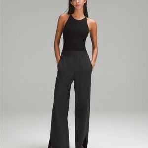 Lululemon Stretch Woven High-Rise Wide Leg-Pants M